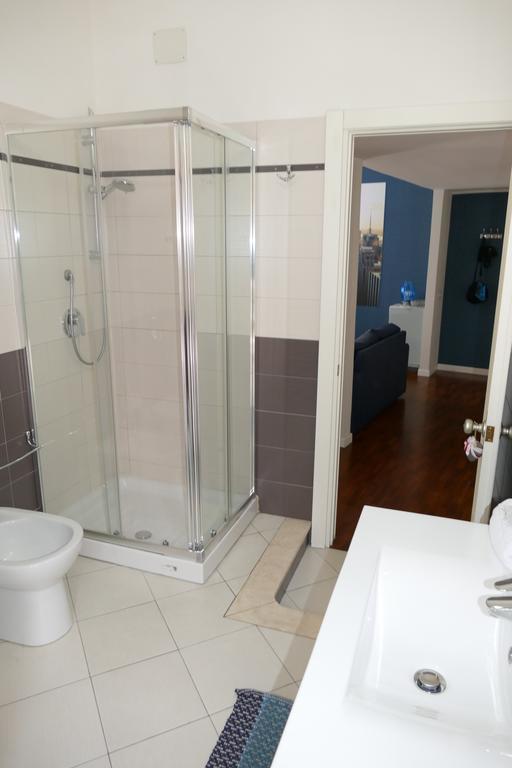 Domus Yenne Suites 칼리아리 외부 사진